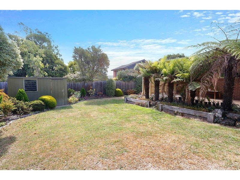 20 Chivalry Avenue, Glen Waverley VIC 3150