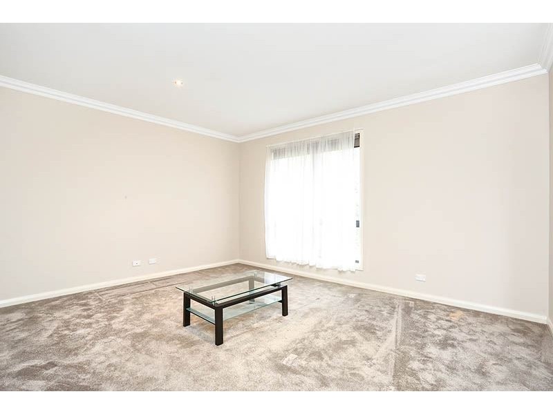 1/32 Illuka Crescent, Mount Waverley VIC 3149