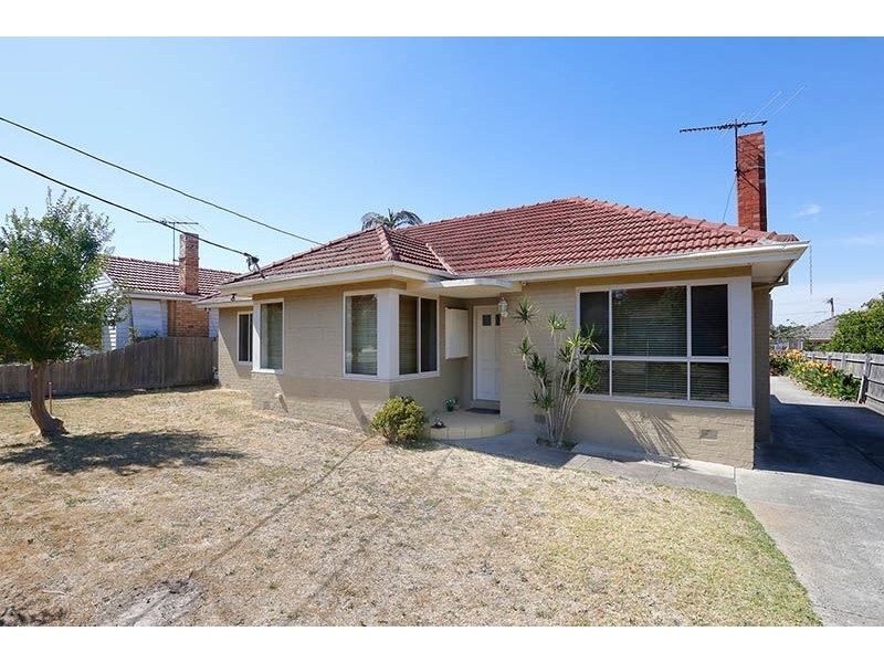 1/4 Mortimer Street, Huntingdale VIC 3166