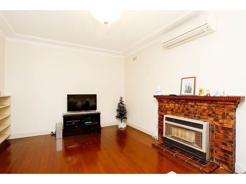 1/4 Mortimer Street, Huntingdale VIC 3166