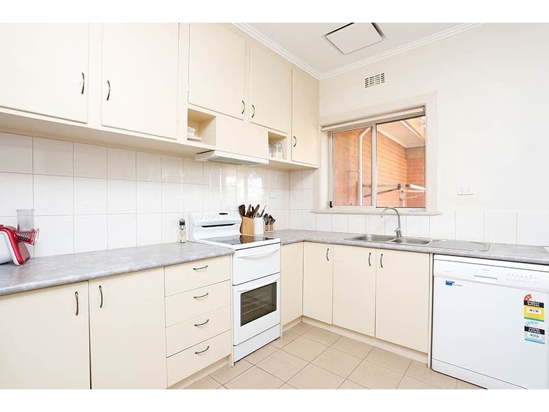 1/4 Mortimer Street, Huntingdale VIC 3166