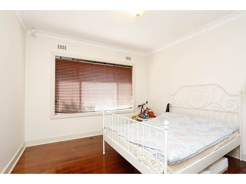 1/4 Mortimer Street, Huntingdale VIC 3166