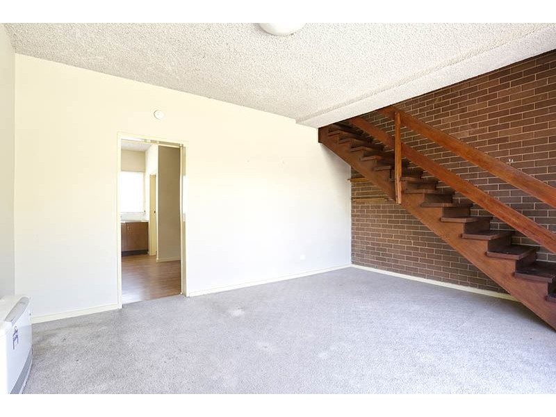 3/1610 Dandenong Road, Oakleigh VIC 3166