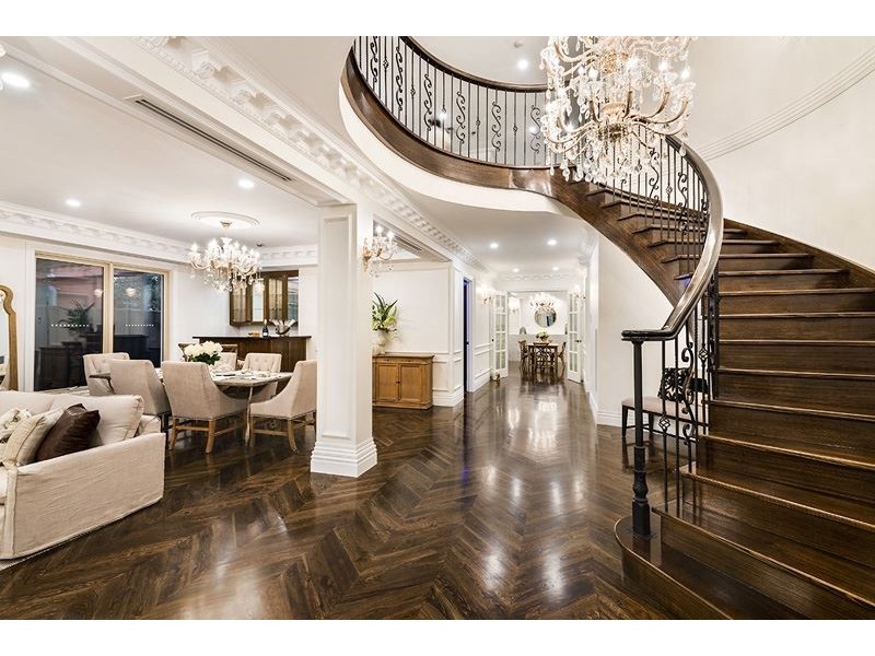 28 Lisbon Street, Glen Waverley VIC 3150