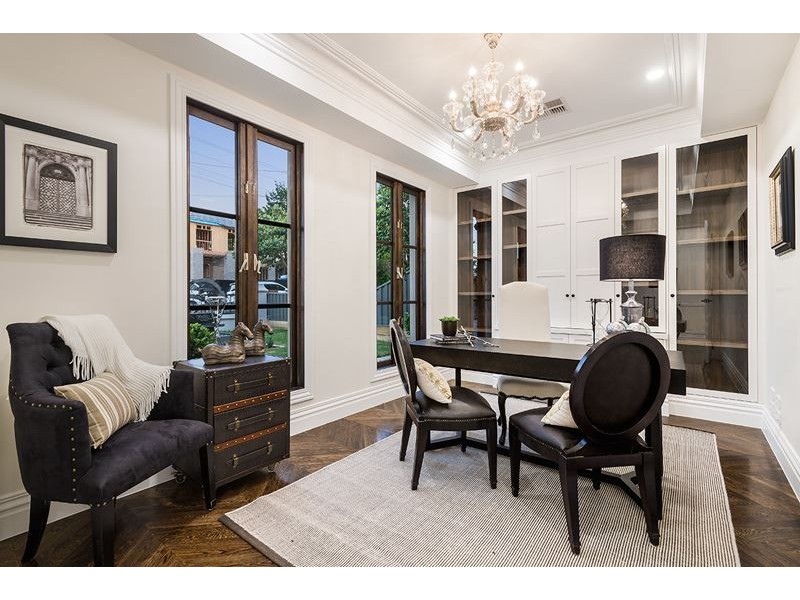 28 Lisbon Street, Glen Waverley VIC 3150