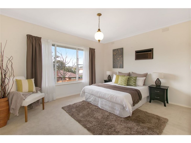 9 Ivanhoe Street, Glen Waverley VIC 3150