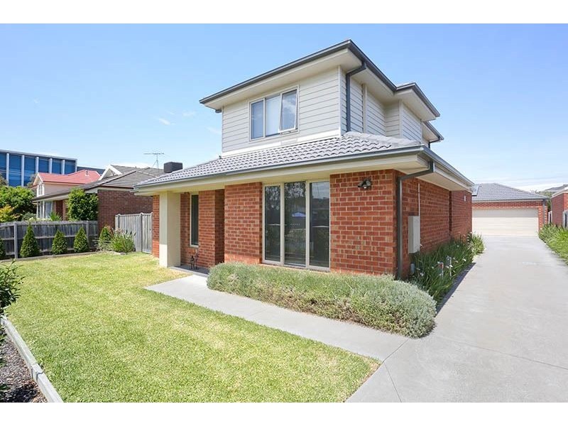 1/30 Montclair Avenue, Glen Waverley VIC 3150