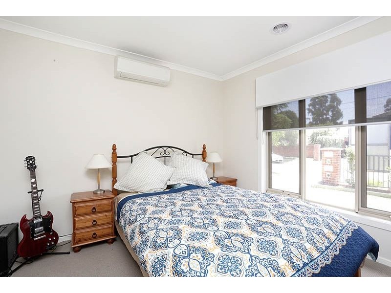 1/30 Montclair Avenue, Glen Waverley VIC 3150