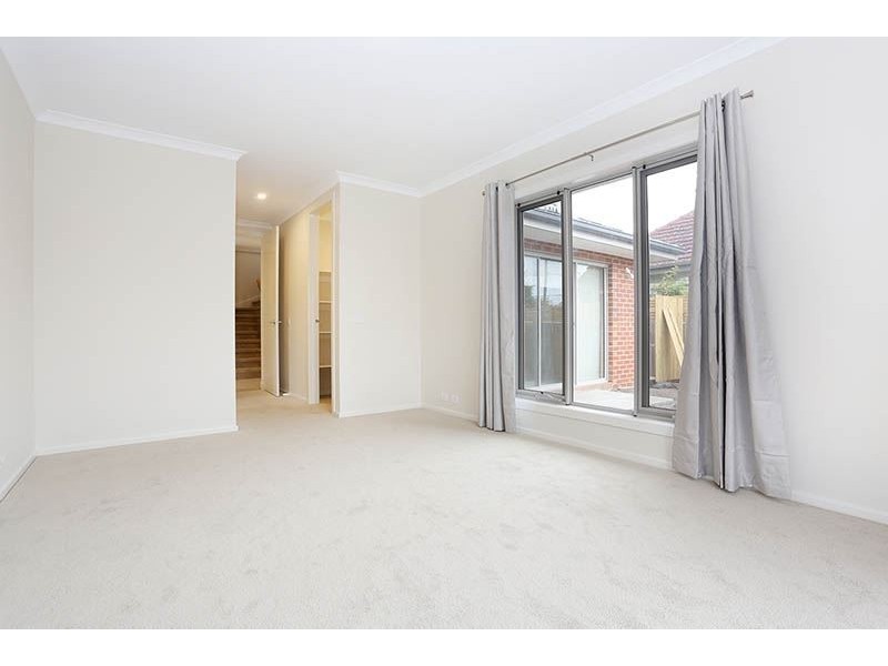 1/65 View Street, Clayton VIC 3168