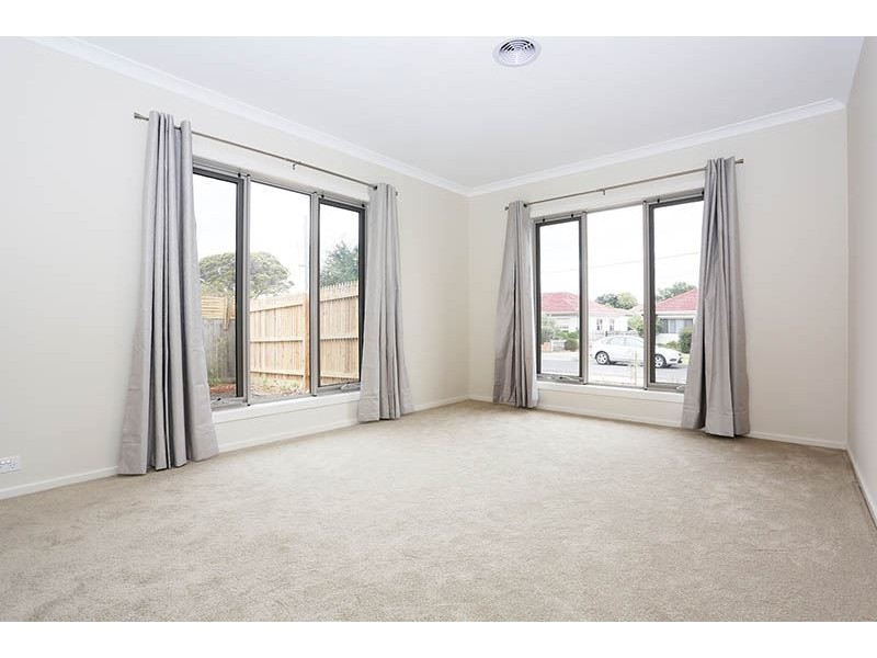 1/65 View Street, Clayton VIC 3168