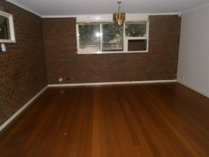 7 Worthing Avenue, Burwood East VIC 3151