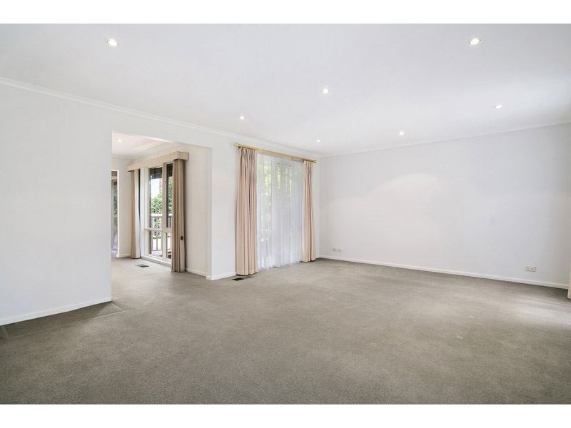 22 Highwood Drive, Wheelers Hill VIC 3150