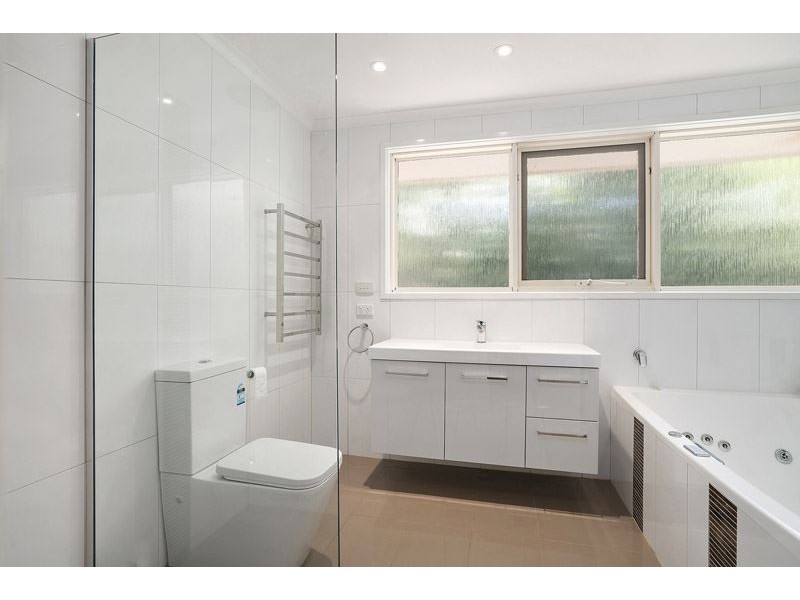 22 Highwood Drive, Wheelers Hill VIC 3150