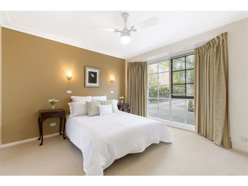 2/13 Glen Road, Glen Waverley VIC 3150