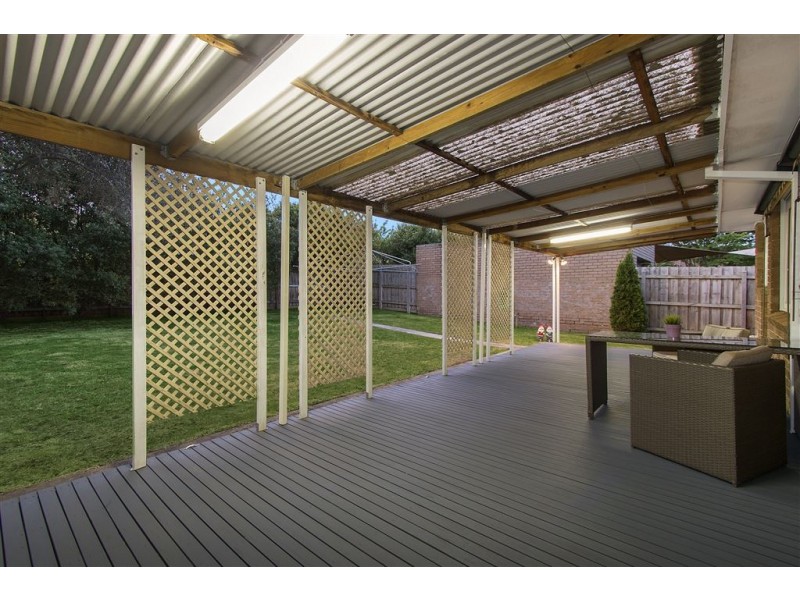 63 Cootamundra Drive, Wheelers Hill VIC 3150