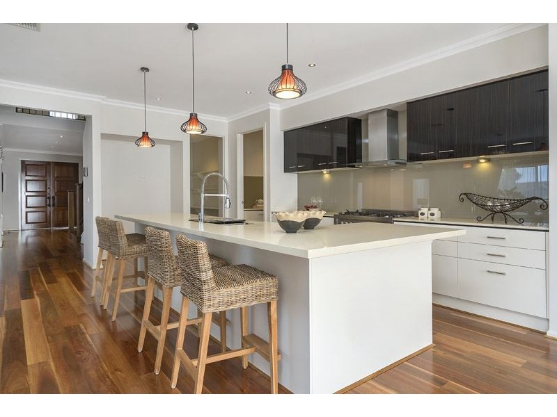 1 Brazilia Drive, Glen Waverley VIC 3150