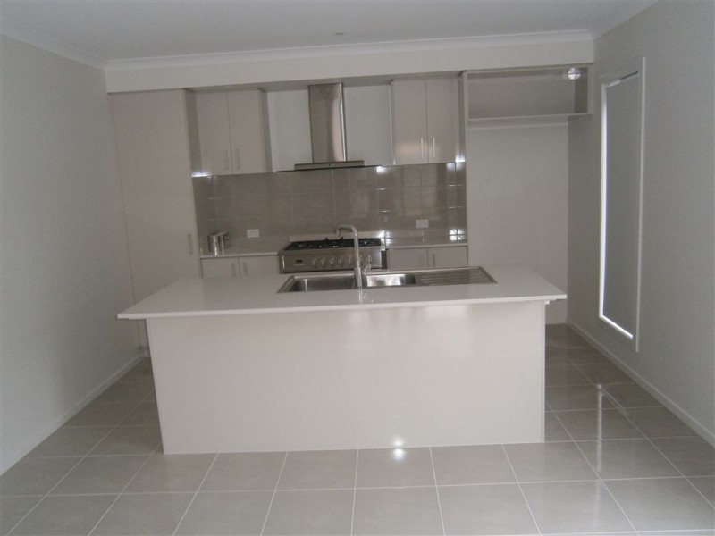 42B Margot Street, Chadstone VIC 3148