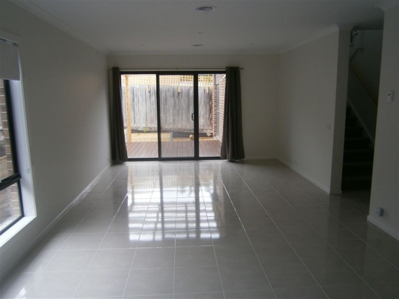 42B Margot Street, Chadstone VIC 3148