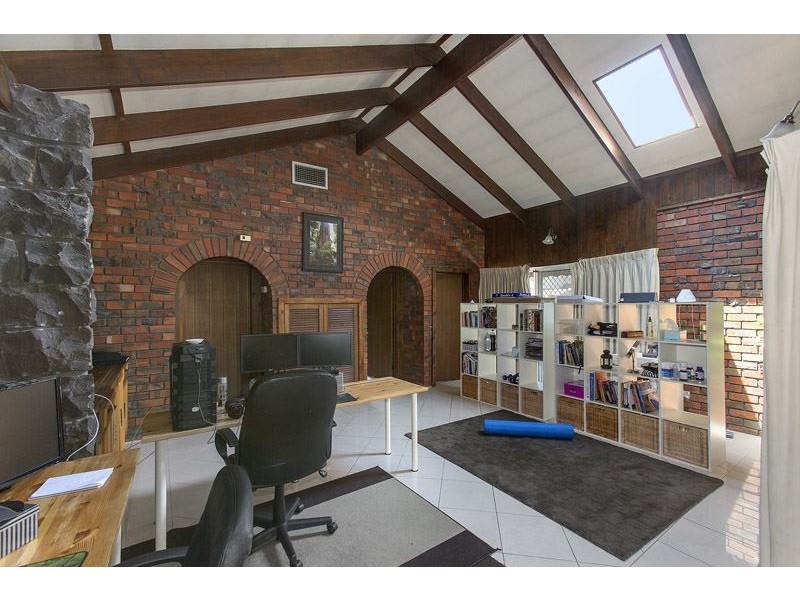 13 Samada Street, Notting Hill VIC 3168