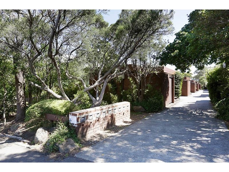 1/309 Barkers Road, Kew VIC 3101