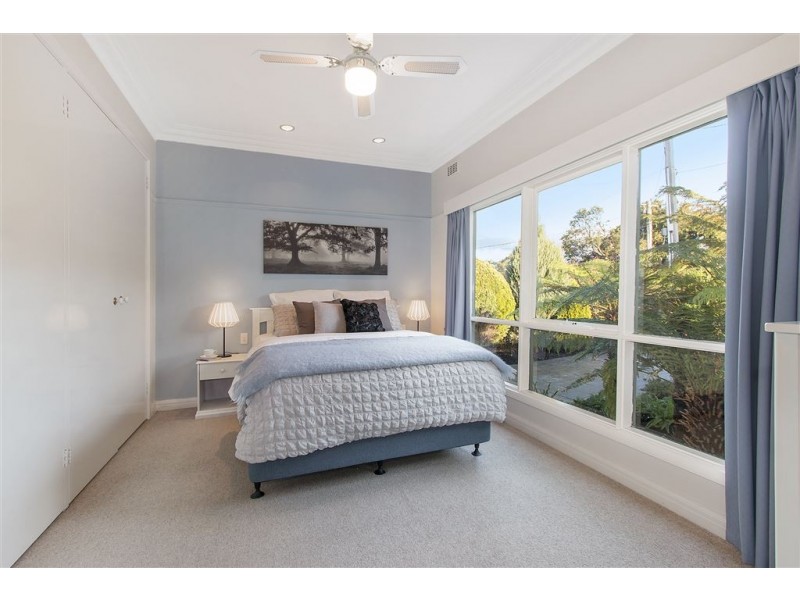 29 Fairhills Parade, Glen Waverley VIC 3150