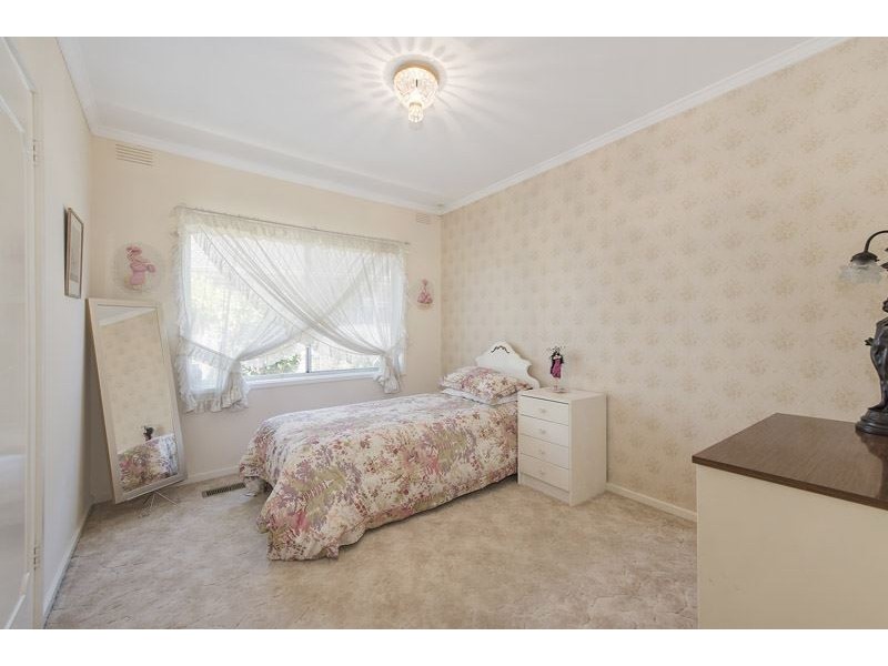 17 Coolabah Avenue, Glen Waverley VIC 3150