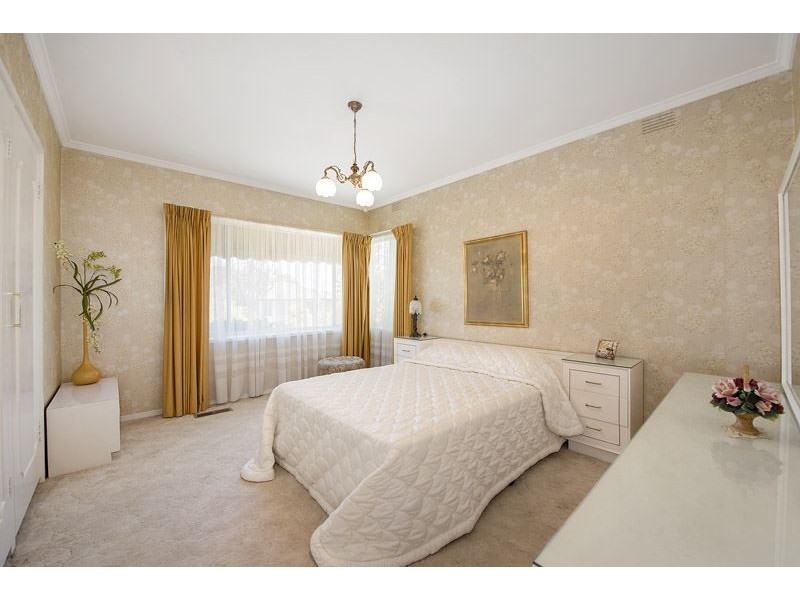 17 Coolabah Avenue, Glen Waverley VIC 3150