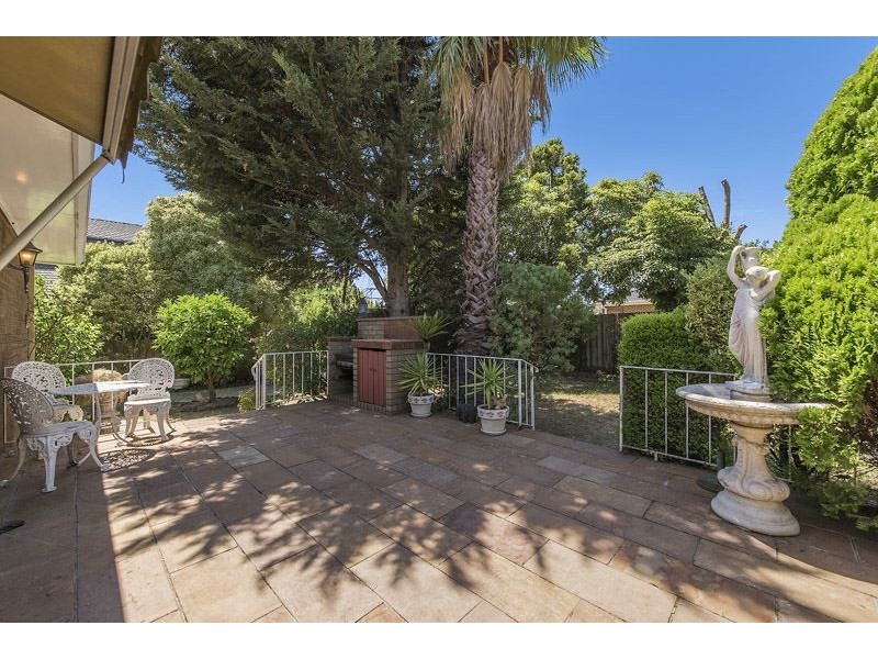 17 Coolabah Avenue, Glen Waverley VIC 3150