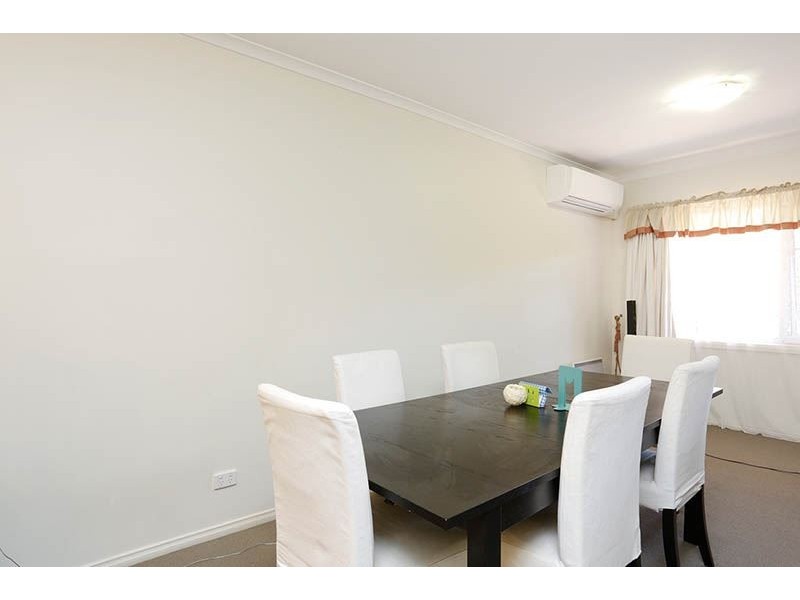 2/60 Avendon Boulevard, Glen Waverley VIC 3150