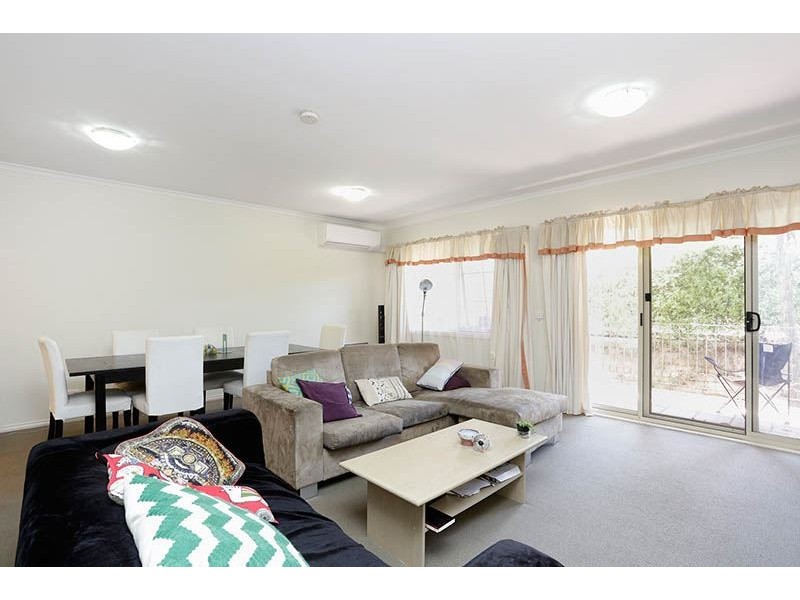 2/60 Avendon Boulevard, Glen Waverley VIC 3150