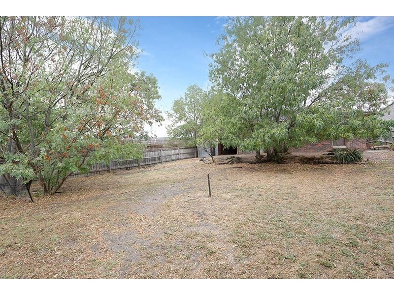 3 Overland Drive, Vermont South VIC 3133