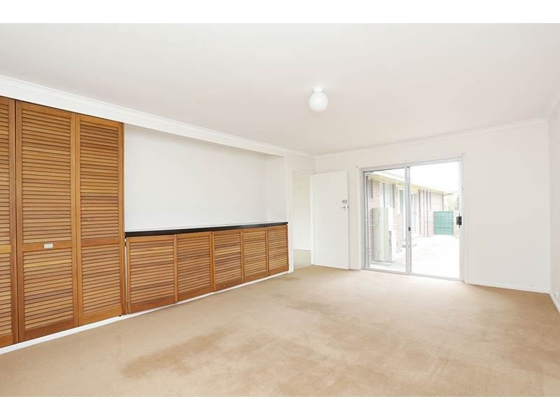 12 Stradebroke Crescent, Mulgrave VIC 3170