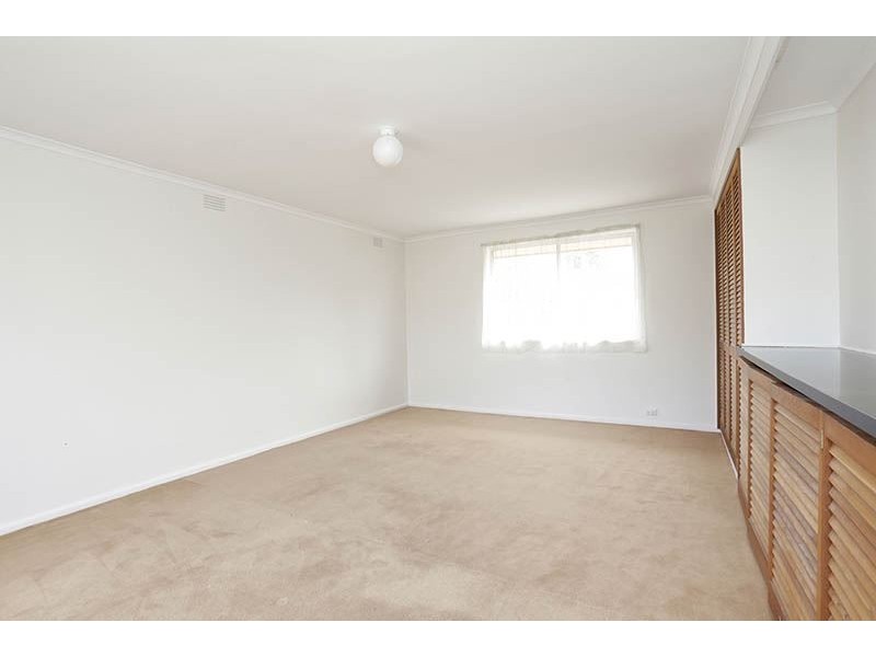 12 Stradebroke Crescent, Mulgrave VIC 3170