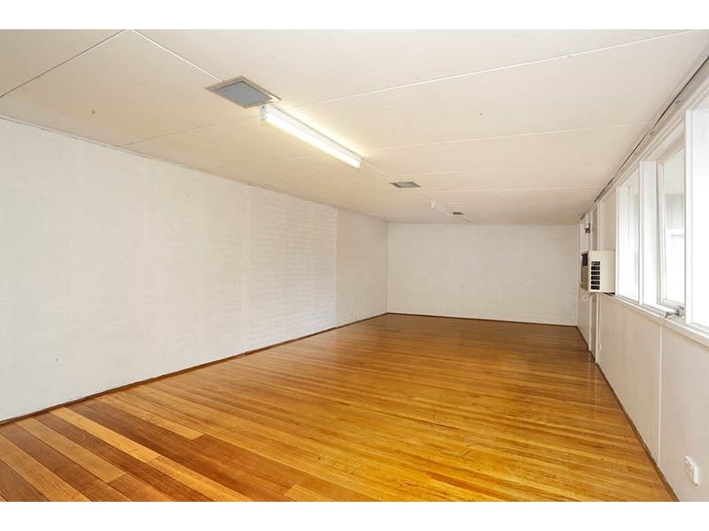 2 Hillside Road, Mount Waverley VIC 3149