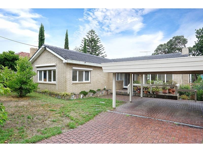 2 Hillside Road, Mount Waverley VIC 3149