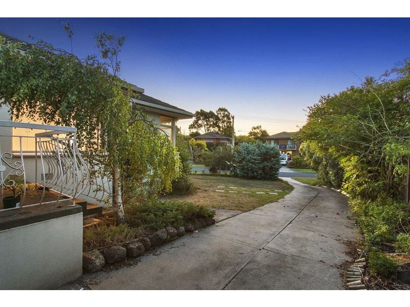 1 Melanie Court, Mount Waverley VIC 3149