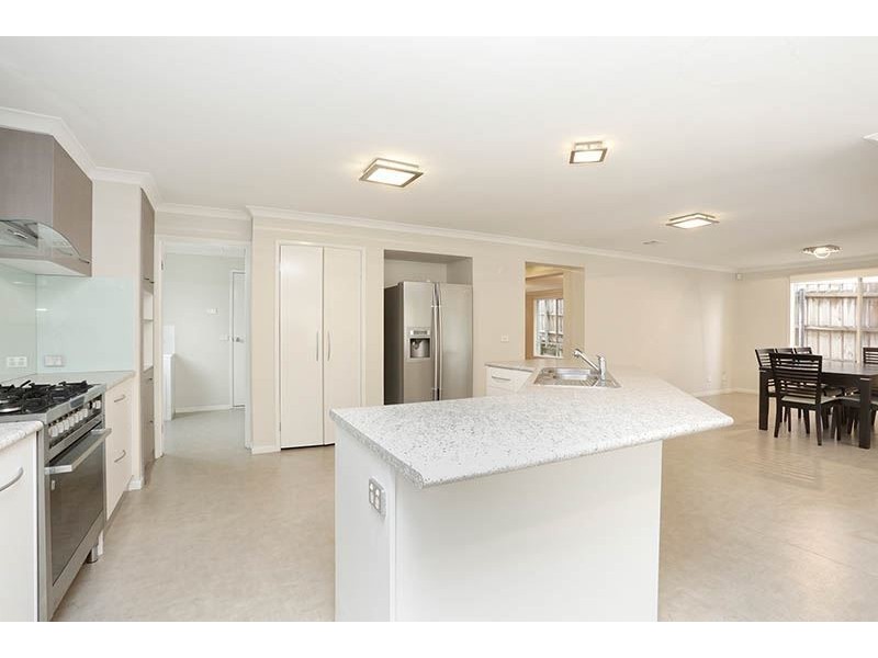 24 Fairview Road, Mount Waverley VIC 3149