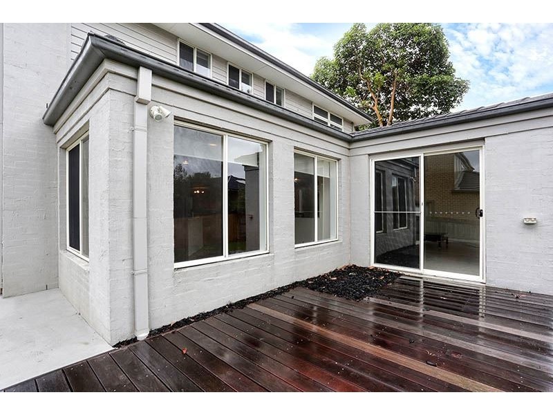 24 Fairview Road, Mount Waverley VIC 3149