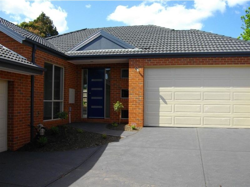 2/18 Jordan Avenue, Glen Waverley VIC 3150