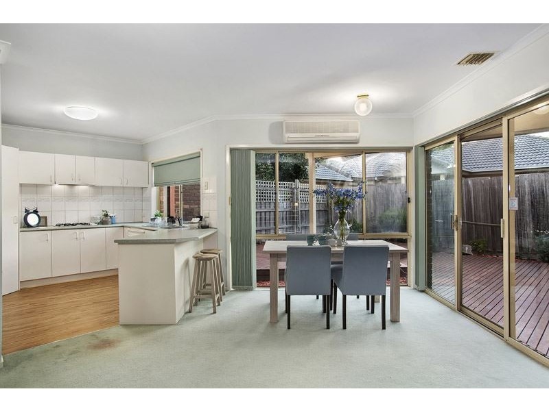 4/10 Chivers Avenue, Glen Waverley VIC 3150