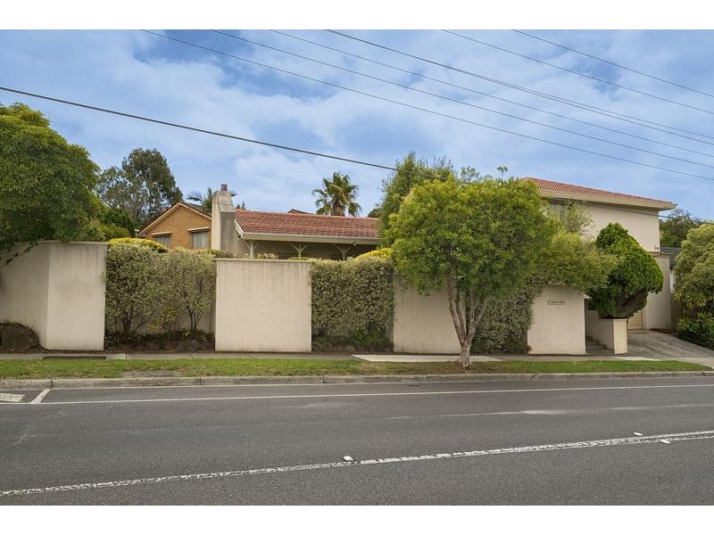 1 Rhodes Drive, Glen Waverley VIC 3150