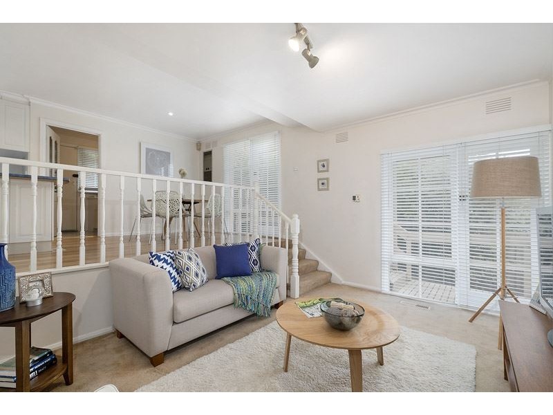 1 Rhodes Drive, Glen Waverley VIC 3150