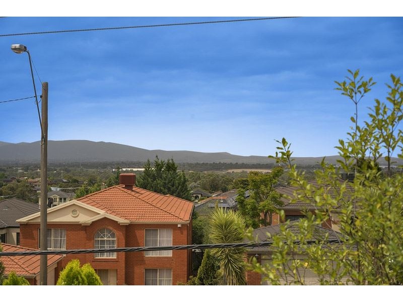 1 Rhodes Drive, Glen Waverley VIC 3150