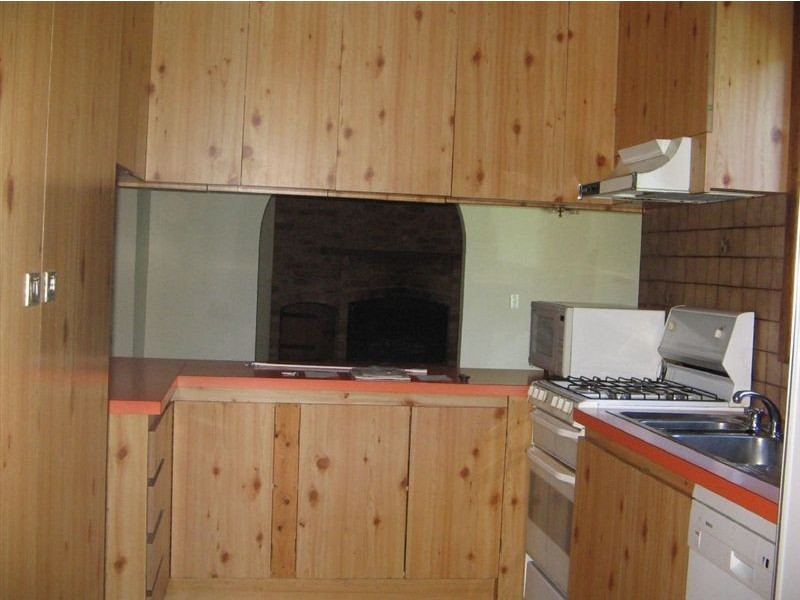 4 Louise Court, Glen Waverley VIC 3150