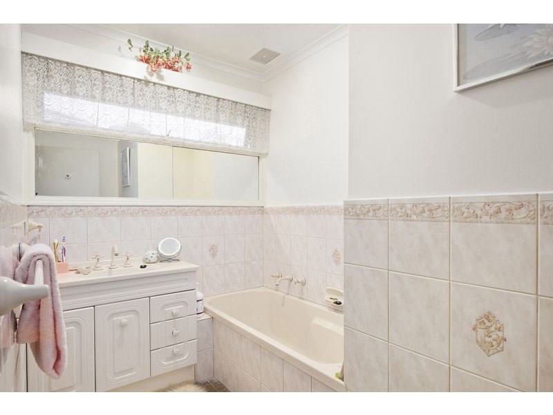 27 Ralton Avenue, Glen Waverley VIC 3150