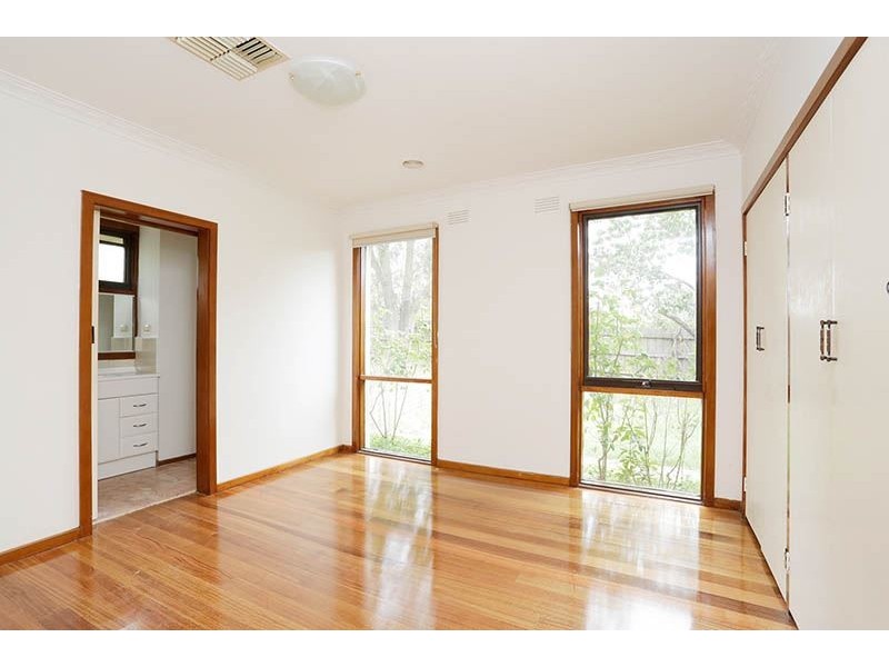 39 Mackellar Avenue, Wheelers Hill VIC 3150