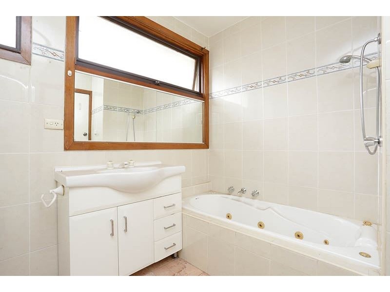 39 Mackellar Avenue, Wheelers Hill VIC 3150