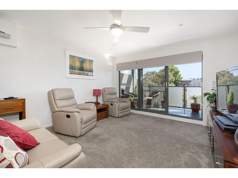 231/270 Springvale Road, Glen Waverley VIC 3150