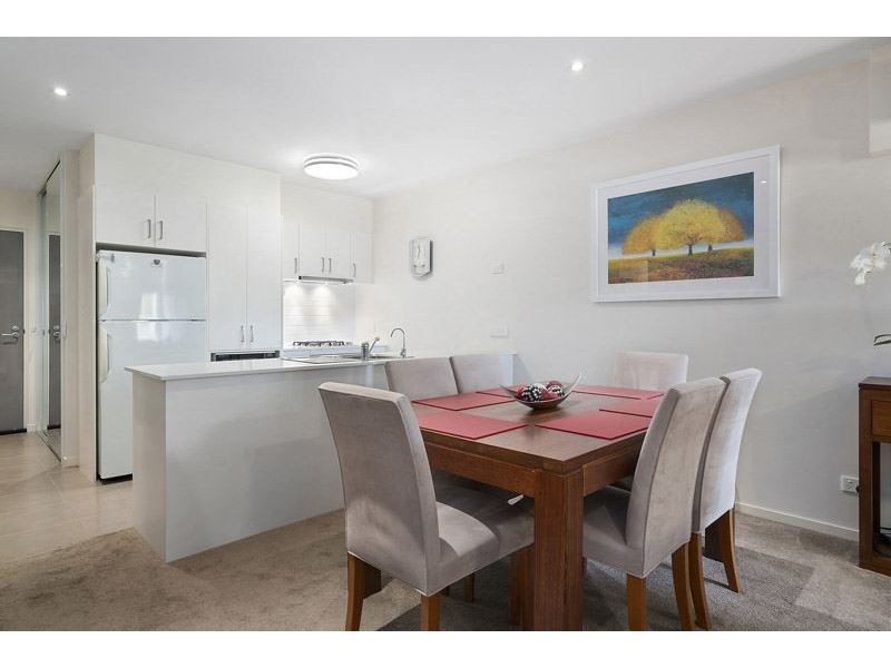 231/270 Springvale Road, Glen Waverley VIC 3150