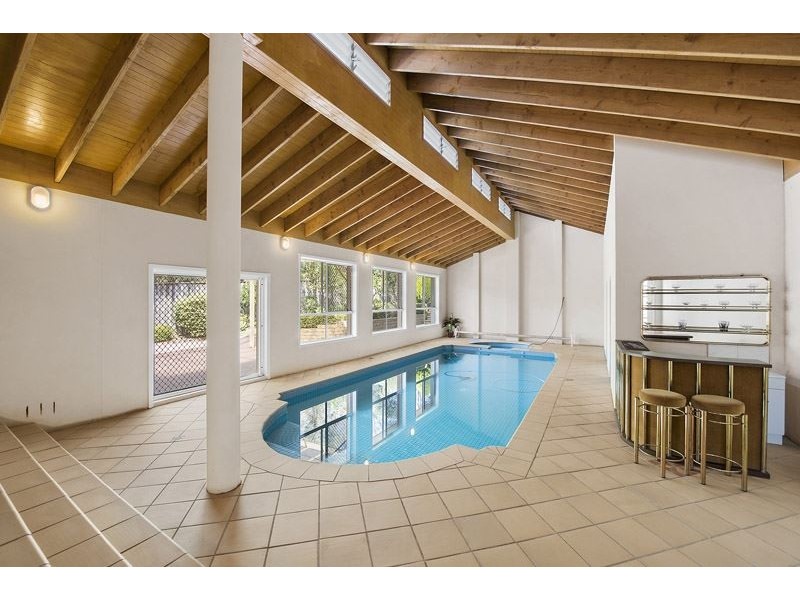 2 Miller Crescent, Mount Waverley VIC 3149